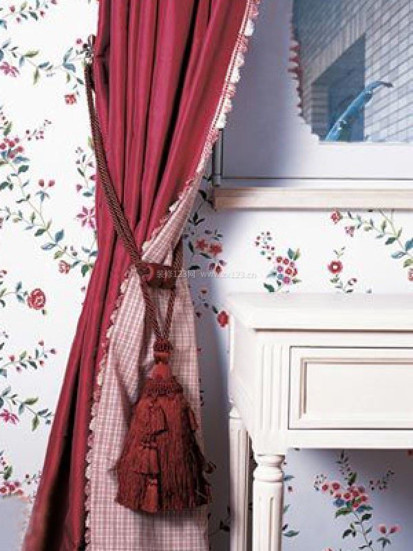 软装指南：窗帘花边的10种增色搭配