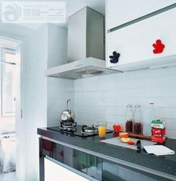 小厨房设计 功能和美观一并兼收