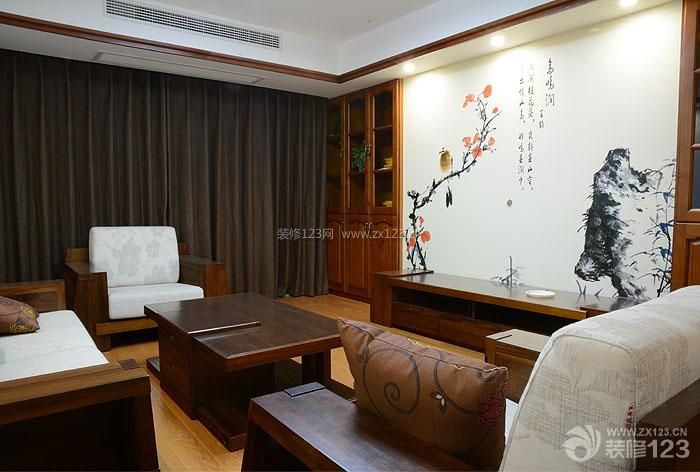 现代中式客厅背景墙彩绘实景图