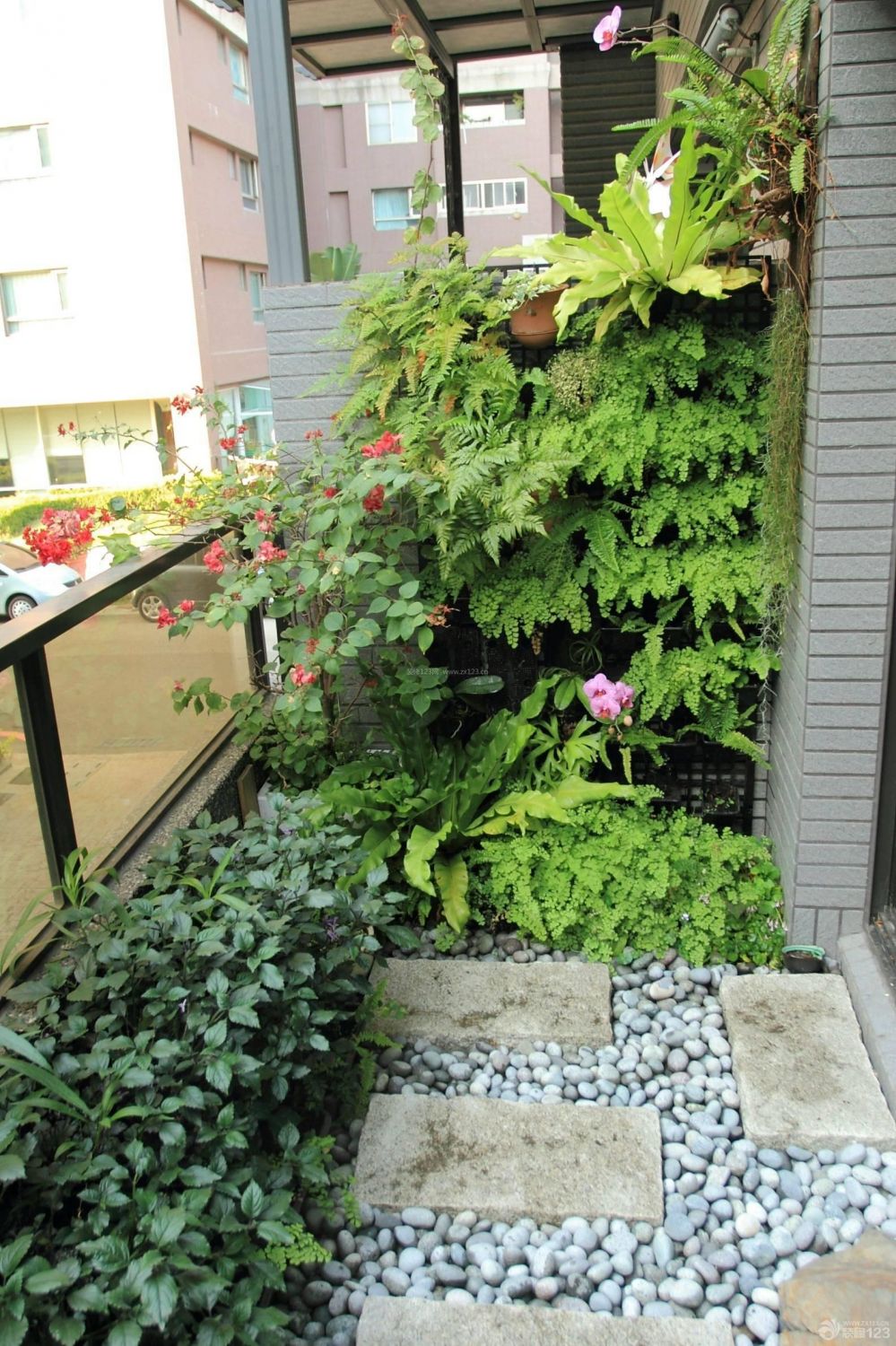 现代简约阳台小花园装修设计效果图_装修123效果图