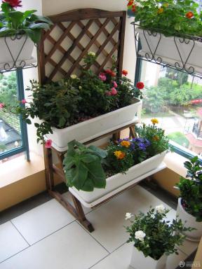 简约式室内阳台小花园装修效果图