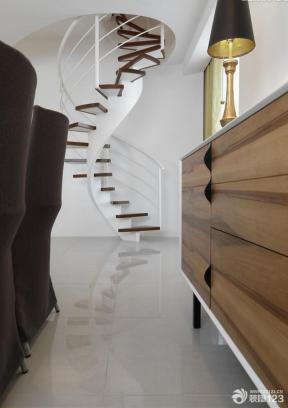 现代简约风格 小户型跃层楼梯装修