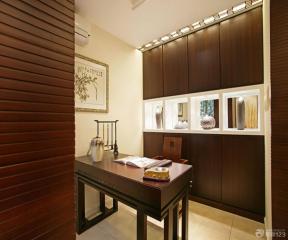 现代设计风格 70平米 两室一厅 书房