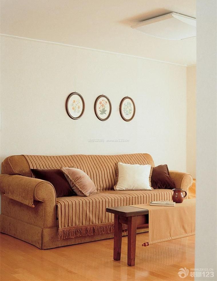 宜家风格经典小户型客厅沙发装修图片
