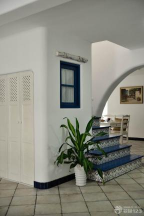 小户型跃层楼梯装修 地中海风格设计 