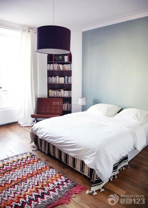 最新极简卧室床头背景墙装饰图片