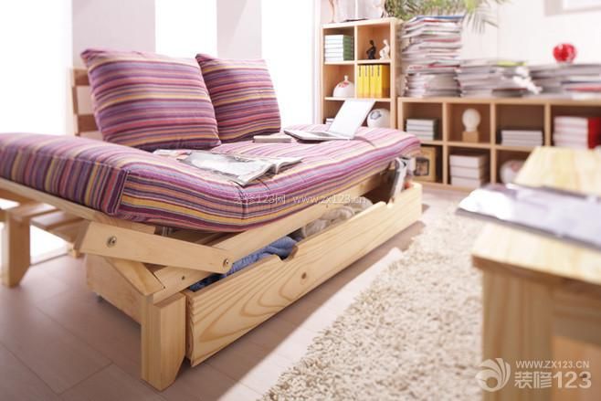 现代风格彩色条纹多功能沙发床实景图