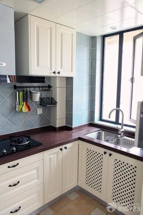 厨房墙砖贴图 欧式厨房装修效果图 厨房橱柜颜色效果图
