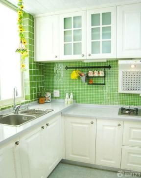 条形铝扣板 超小厨房装修效果图