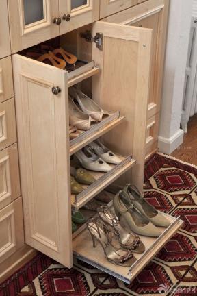 现代风格鞋柜 实木家具 100平米房子 