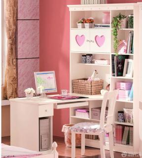 可爱温馨儿童写字台书柜组合装饰图片
