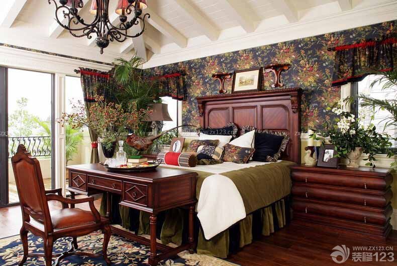 美式卧室装修效果图 双人床 背景墙壁纸