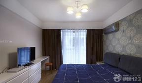 现代家居卧室装修风格双人床花纹壁纸图
