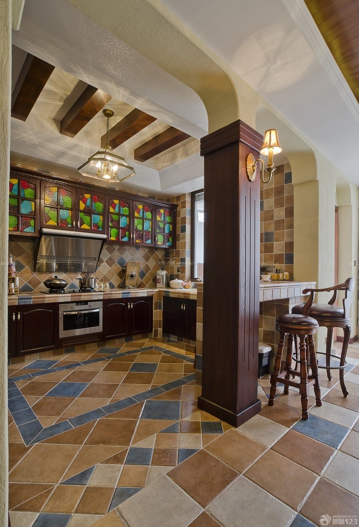美式风格家装厨房地面瓷砖颜色搭配效果图