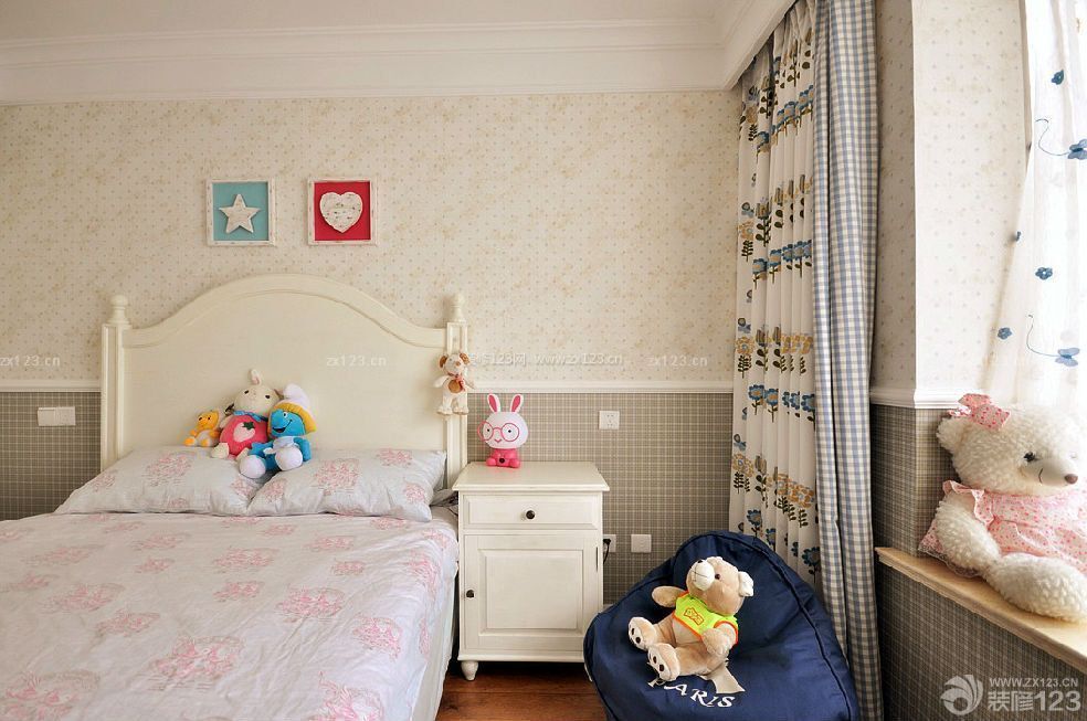 美式家装儿童房壁纸装修效果图片