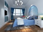 地中海卧室壁橱地毯窗帘效果图片