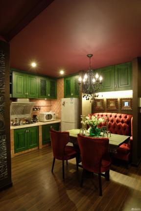 厨房餐厅一体 绿色橱柜 家居厨房装修效果图 50平米房子 东南亚风格设计 