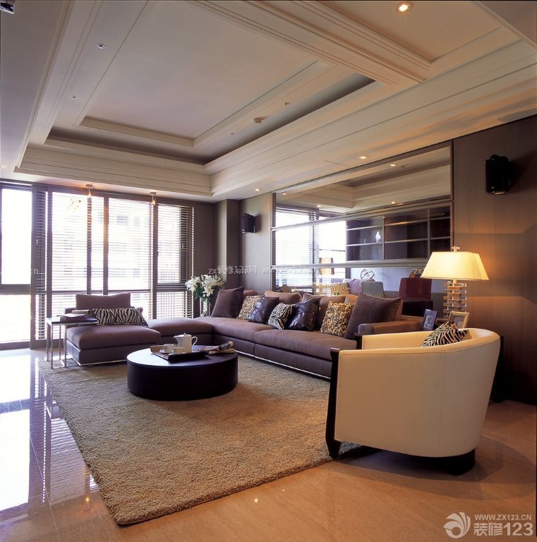 90平方米房子现代客厅布艺沙发设计图片