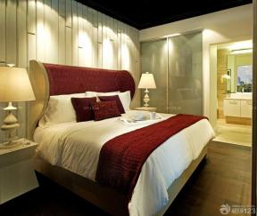 小型卧室装修 双人床 床头背景墙 