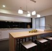 90平米房屋現(xiàn)代廚房餐廳一體設計