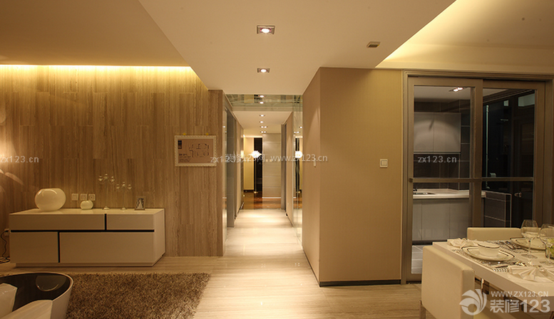 150平米现代居室走廊玄关设计 