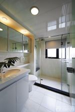 现代小户型卫浴装修设计图片