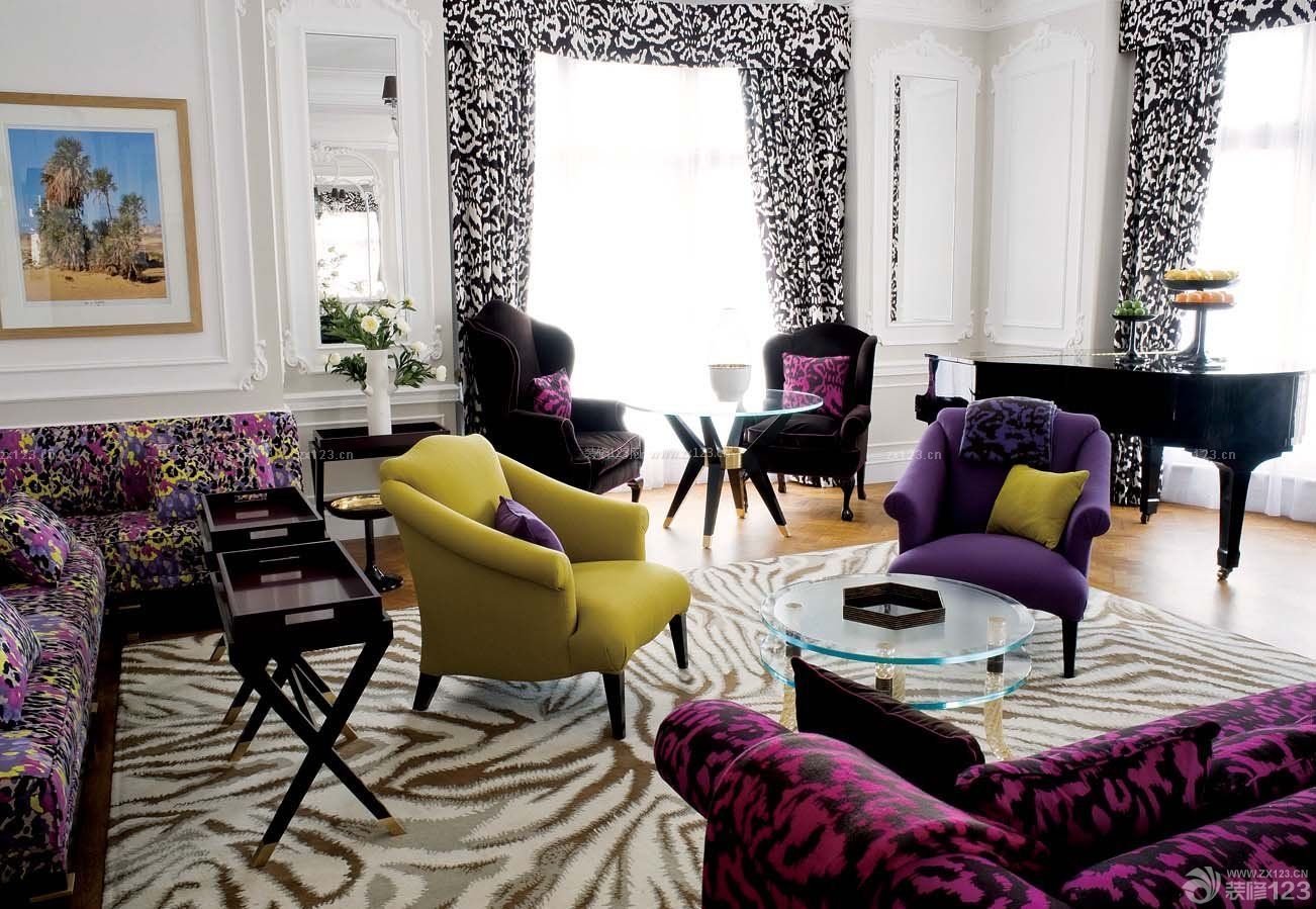 法式风格客厅沙发摆放实景图