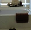 东南亚风格室内白色浴缸装修图