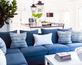 美式家居装修风格多人沙发设计图片