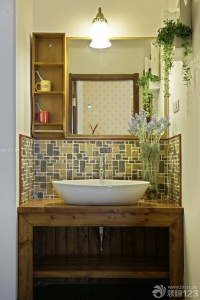 家庭洗手间马赛克瓷砖贴图设计实景图