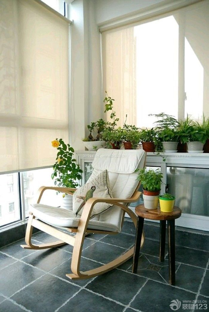 休闲美式风格家庭阳台瓷砖装修实景图
