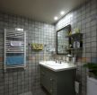 现代风格小户型卫生间瓷砖配色装修实景图
