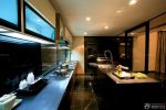 200平米房子厨房橱柜中岛装修效果图