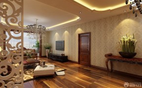客厅地面浅棕色木地板装修案例