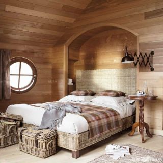 美式风格顶层复式卧室设计图