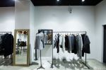 最新简约个性10平米服装店装修设计效果图欣赏