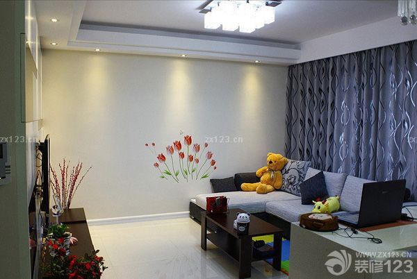 　　60平的面積，雖然不大，但我們不想家里面看起來很擠，所以就將廚房餐廳客廳一體化啦~~