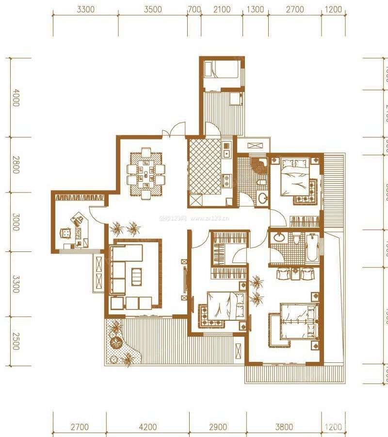 古典風格四房兩廳戶型圖 