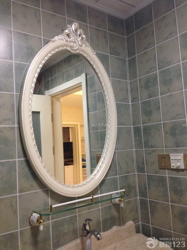 　　在定風(fēng)格的過程時(shí)，就決定裝成歐式了，因?yàn)橄矚g歐式的大氣。