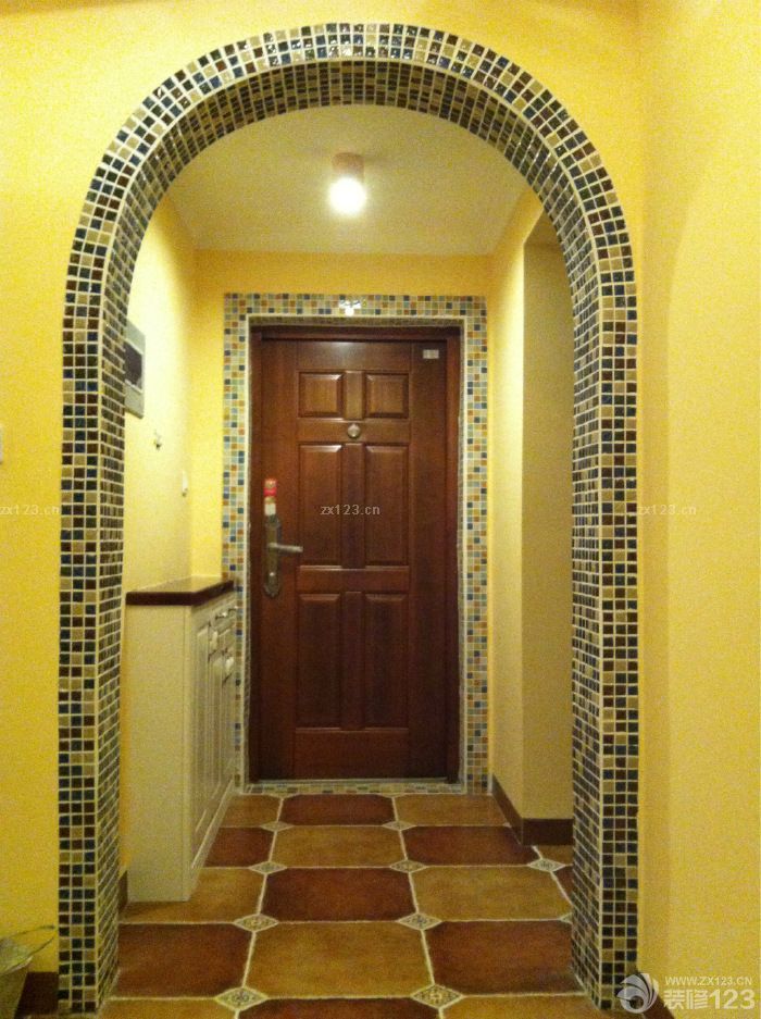 &nbsp;終于熬到結(jié)束這一天了。這叫一個累啊，時間空的時候都在現(xiàn)場監(jiān)督著，一有時間就是在外面選購材料。這幾個月都沒好好休息過，不過還好裝修出來的效果是很不錯的。溫馨的氛圍讓整個辛苦都不重要了。