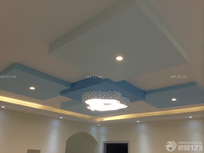  裝修畢業(yè)了，辛苦啊。累啊?？喟　２贿^(guò)還好最后裝修出來(lái)的是理想中的樣子。當(dāng)看到最后成果的時(shí)候整個(gè)辛苦都忘記了，拋到了九霄云外了。所以最后想想，辛苦的汗水換來(lái)的是幸福溫馨的小窩是值得的。