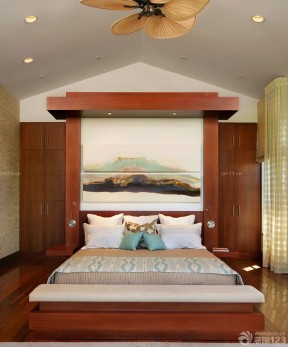主卧室单人折叠床设计图片