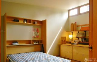 10平米卧室单人折叠床装修图片 