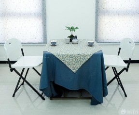 折叠式餐桌 现代家装 