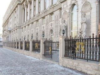 欧式建筑不锈钢围墙大门装修设计效果图欣赏