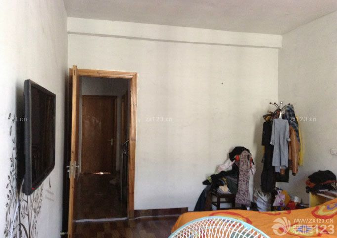 經(jīng)過(guò)五年的磨合期，我和她準(zhǔn)備在下半年進(jìn)入婚姻的殿堂，結(jié)束我們的戀愛(ài)長(zhǎng)跑。來(lái)祝福我們吧！ 在家居市場(chǎng)已經(jīng)留意很久了，現(xiàn)在我也可以來(lái)曬咯，好高興的呢。 我的幸福小窩現(xiàn)在也已經(jīng)動(dòng)工了哦，順便也來(lái)曬曬圖，讓朋友們見(jiàn)證我們幸福的開始哦。