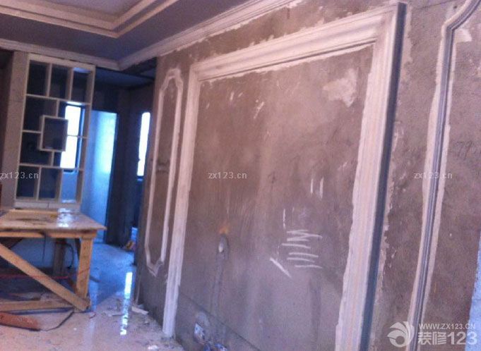  油漆是最頭痛的事情，健康的又貴，便宜的又不安全，猶豫了半天終于決定買貴一點的，還是朋友推薦的，因為考慮到整個過程中很多人都是油漆貪便宜導(dǎo)致重新買新的來粉刷。