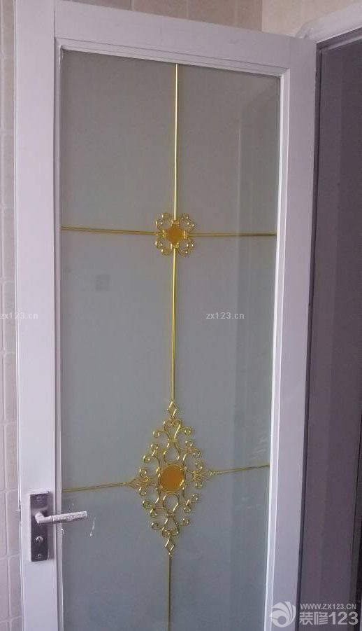  油漆是最頭痛的事情，健康的又貴，便宜的又不安全，猶豫了半天終于決定買貴一點的，還是朋友推薦的，因為考慮到整個過程中很多人都是油漆貪便宜導(dǎo)致重新買新的來粉刷。