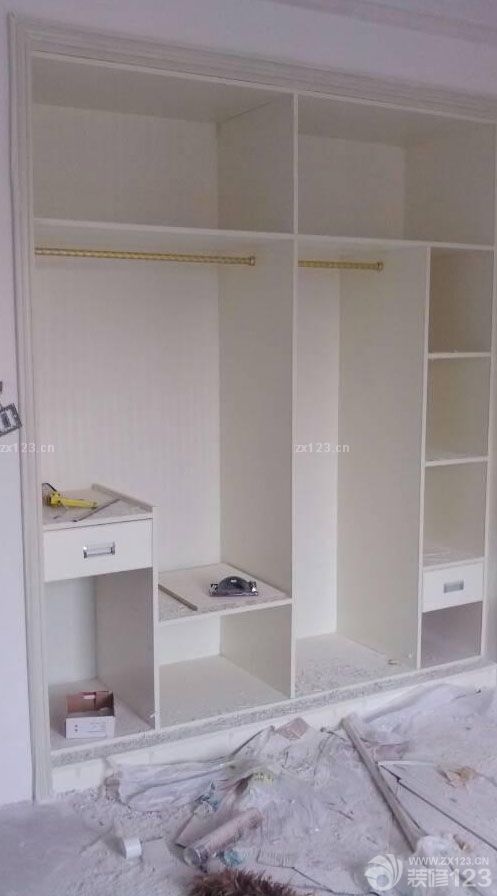  油漆是最頭痛的事情，健康的又貴，便宜的又不安全，猶豫了半天終于決定買貴一點的，還是朋友推薦的，因為考慮到整個過程中很多人都是油漆貪便宜導(dǎo)致重新買新的來粉刷。