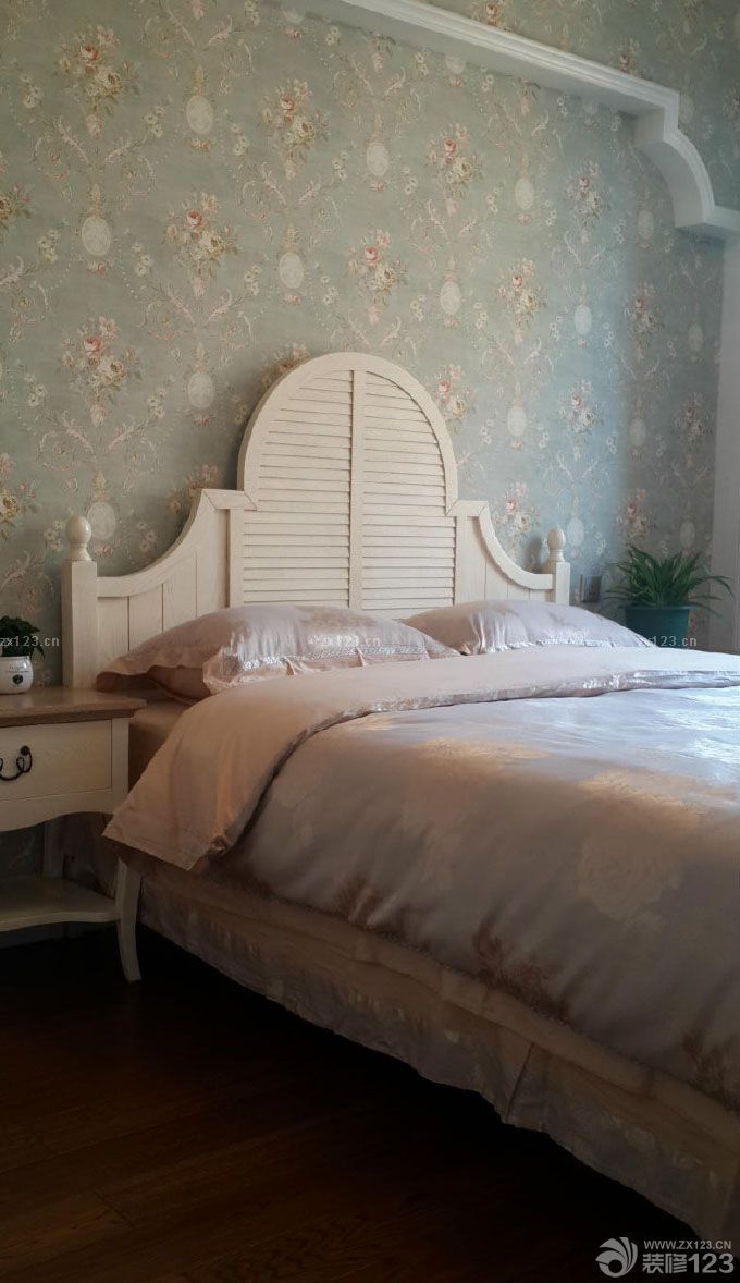 新家裝修的時(shí)候開(kāi)始是擔(dān)心的，因?yàn)檎麄€(gè)人很害怕累的時(shí)候，加上又要準(zhǔn)備工作的事情。所以很累很累的樣子，不過(guò)還好，請(qǐng)了有裝修監(jiān)理。所以沒(méi)有耽誤很多時(shí)間，預(yù)算也沒(méi)有超出，所以對(duì)這次裝修還是很滿(mǎn)意的。一起來(lái)看看吧.